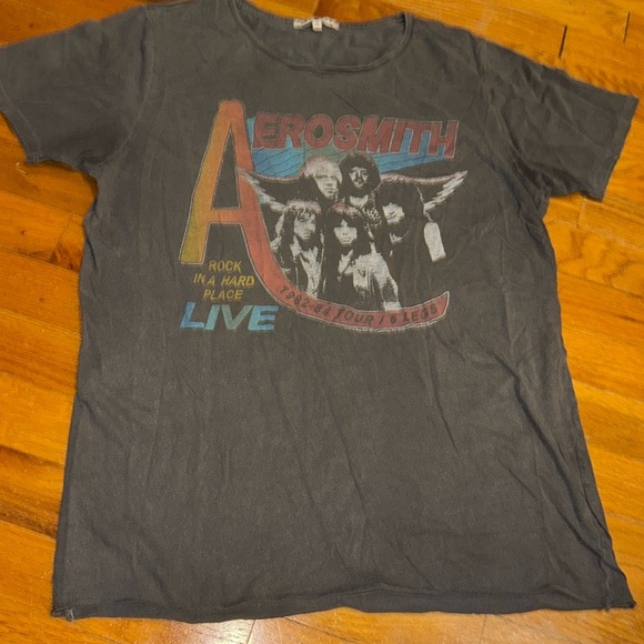 AEROSMITH Concert Tour T-Shirt ROCK IN A HARD PLACE junk food brand SMALL gray - Picture 1 of 5